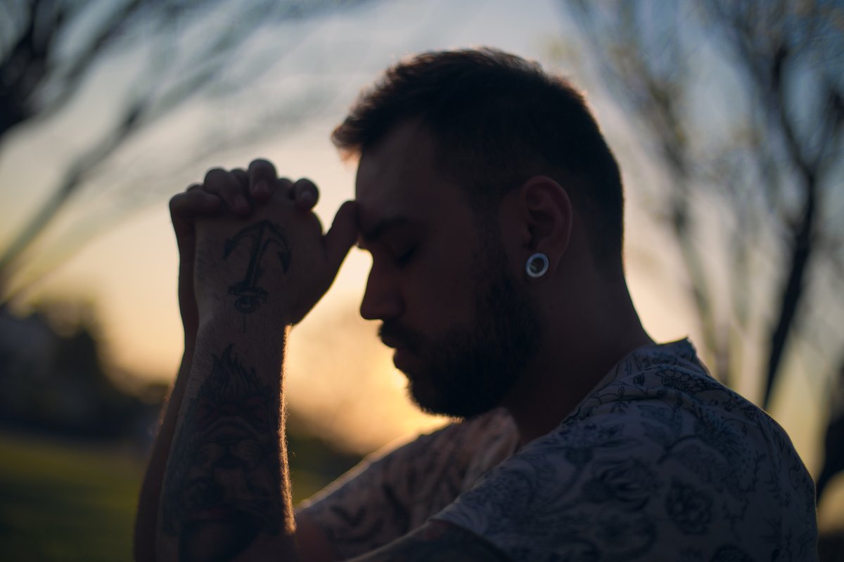 FOCLOnline's tweet photo. Justification by Faith - Upon faith in Christ, God declares believers to be forgiven, righteous, saints, children of God, beloved, and morally and spiritually perfect. @DrELJohnson of @HoustonBaptistU explains this doctrine in detail. #theology https://t.co/HeBAc0fLED https://t.co/DzTviHc71h