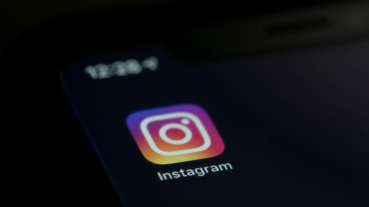CP24's tweet photo. Facebook pauses development of 'Instagram Kids' amid concerns about mental health impact of app on youth
https://t.co/i8ogYD7hCe https://t.co/7gsYTRot4J