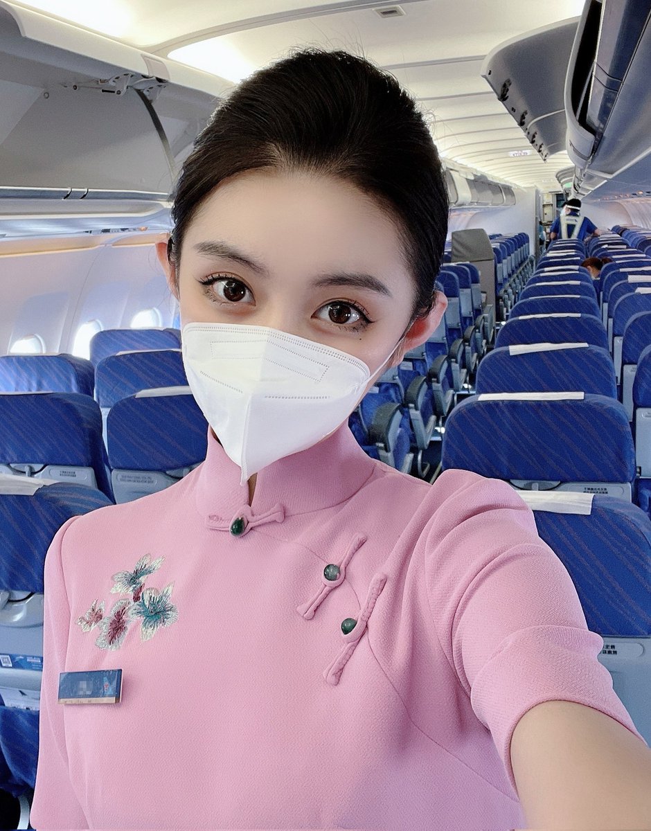 Luna空姐&校花 tweet media