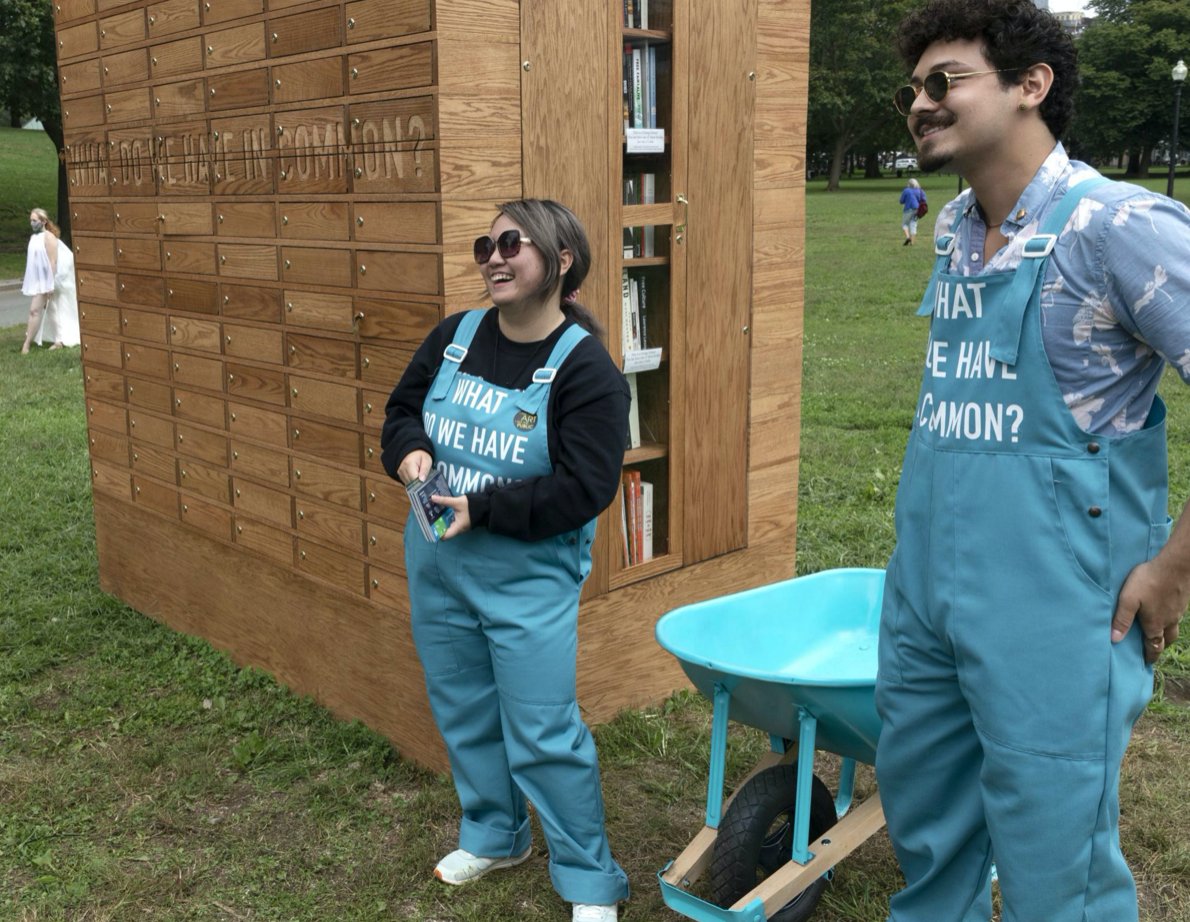 FOPG's tweet photo. "I am hoping the Guides who spread the markers…to the wider public around the park over the month, will facilitate many questions including an important one for us all: What do we have in common?” – Artist Janet Zweig #PublicArt #inCommonBos #BostonCommon @BostonParksDept https://t.co/DkR4Q60XTP