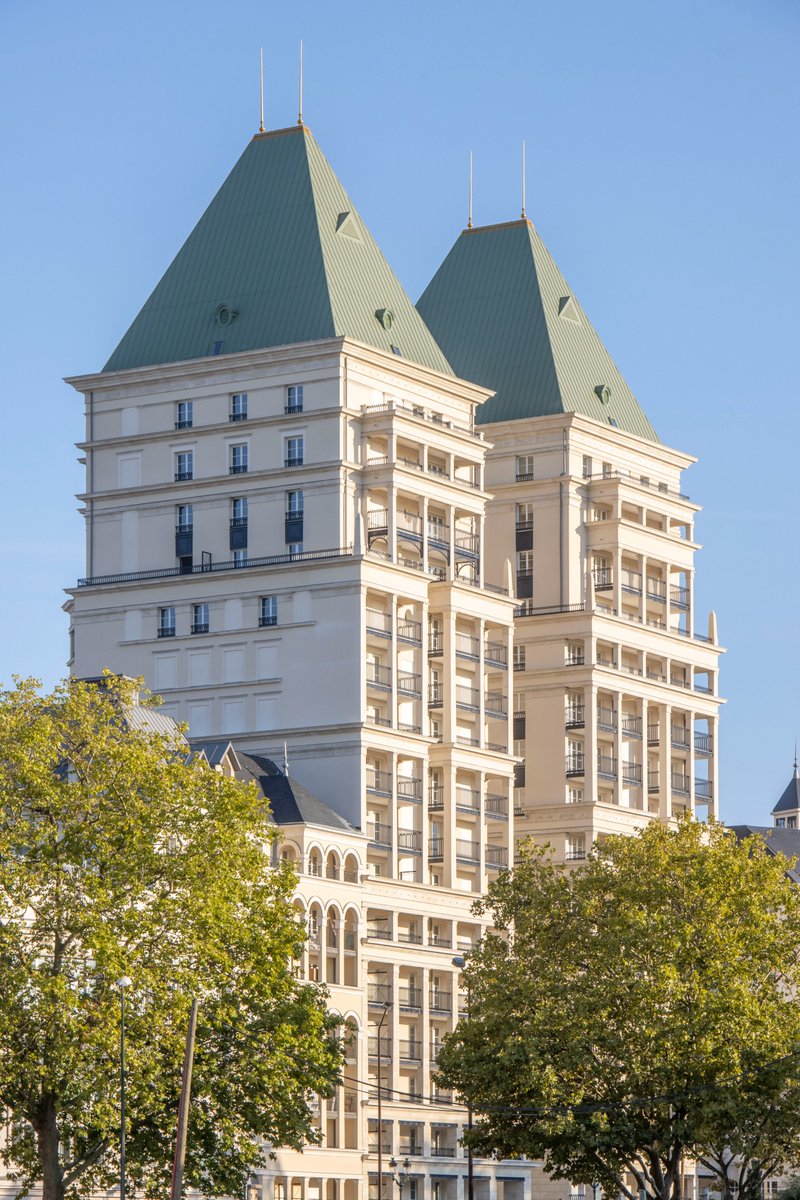 Le programme Ouest Village, récemment terminé à #Puteaux.
Archi : Breitman &amp; Breitman
<a href="/NouveauxConstru/">Les Nouveaux Constructeurs</a>