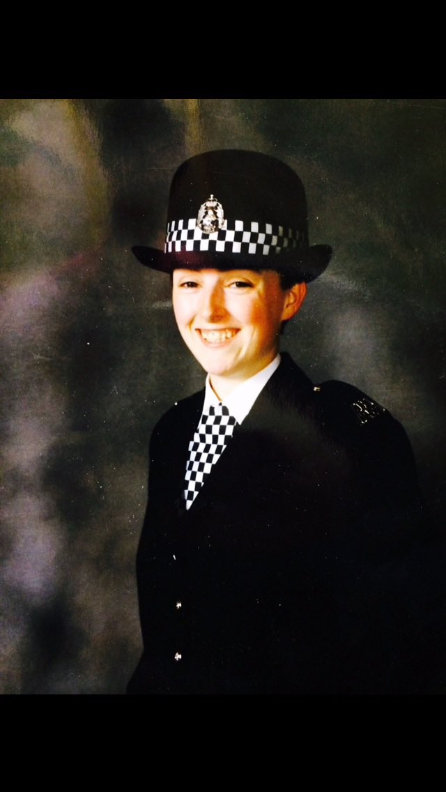 Mo__Boyle's tweet photo. Two photos 31 1/2yrs apart Where has the time gone?

What a privilege it has been to serve in Inverclyde, Renfrewshire, North, South &amp; East Ayrshire &amp; latterly in Argyll &amp; Bute &amp; West Dunbartonshire

As I retire today I’ll miss the people, but I’m excited for the next chapter 😀 https://t.co/msGTZ9qMu0