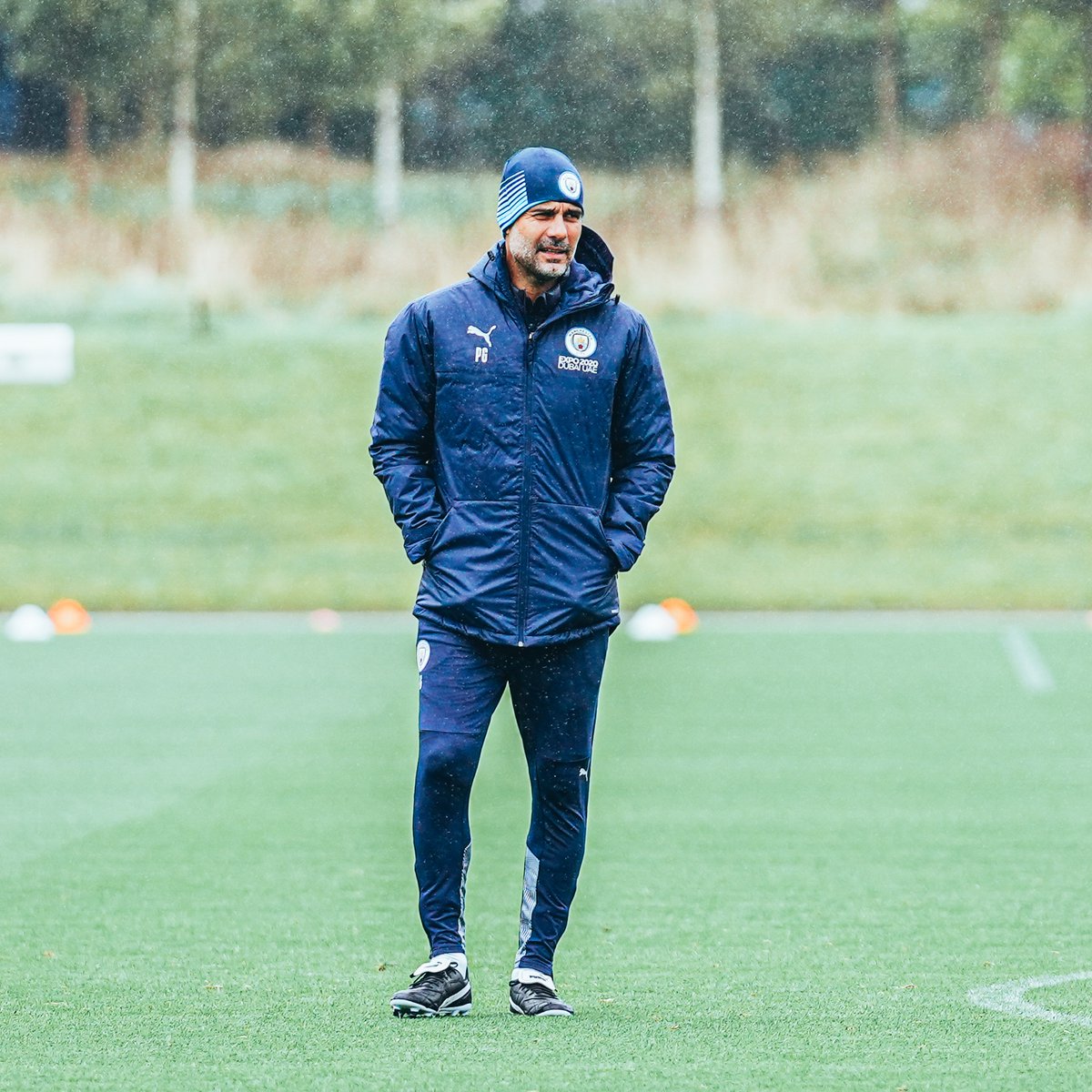 ManCity's tweet photo. Preparing for Paris! 💪

🔷 #ManCity | https://t.co/axa0klD5re https://t.co/kNoZOoJmYV