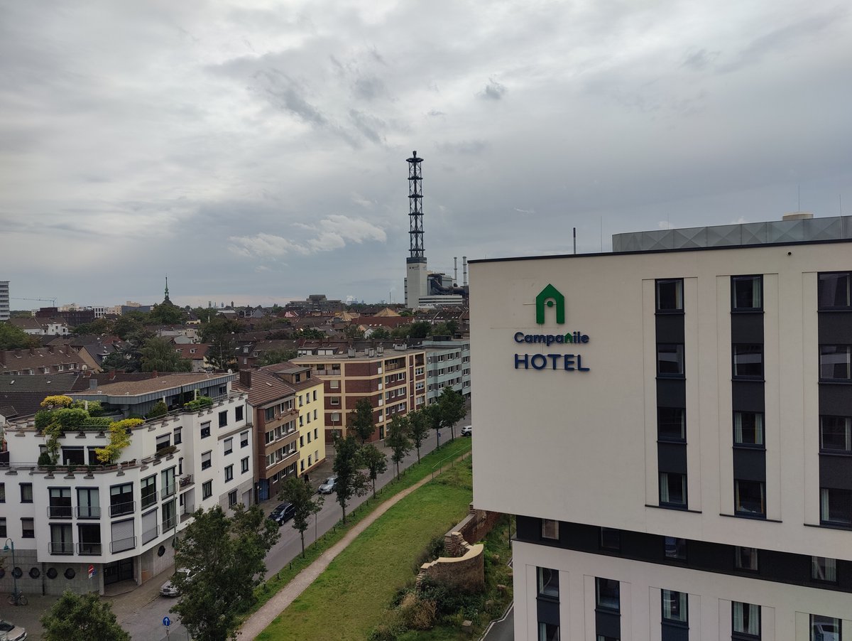 #SaveTheDate 16.-17.11.  #NCAConference  in Duisburg mit <a href="/ShopwareDevs/">Shopware Developers</a> + #symfony - ihr bekommt  eine Übernachtung, Abend Event und freie Getränke mit allem Zip und Zap - von 30 Tickets sind schon 15 reserviert - Danke für euren Push - ich baue auch eine schicke Seite ;)