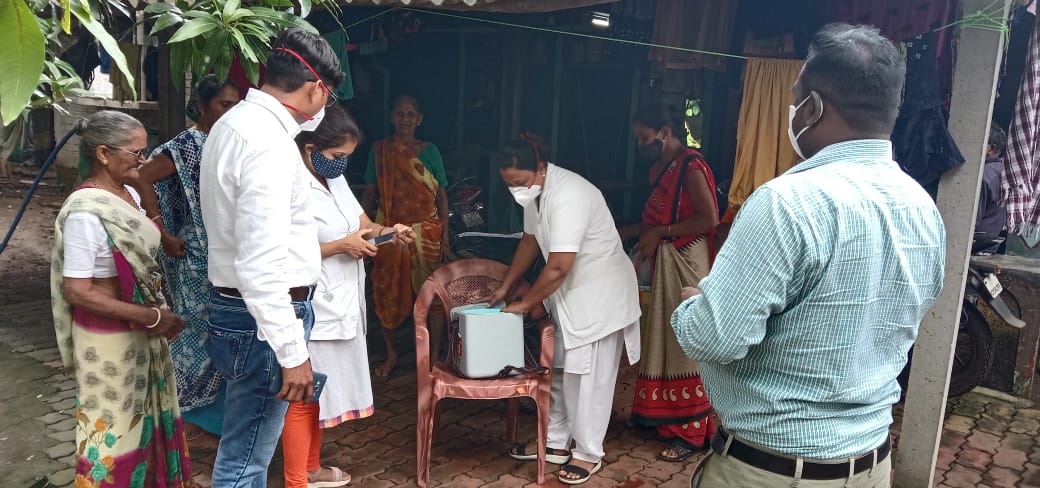 psunny131's tweet photo. Door to door vaccination in Sukhesh, Ta: Pardi today with Prant sir Pardi,TP Pramukh Pardi, @nirav21859235 Mamlatdar Pardi, THO Pardi,health, panchayat,revenue team Pardi doing every efforts to reach every individual left out. @collectorvalsad @DDO_VALSAD @pkumarias https://t.co/4Lsddc17PP