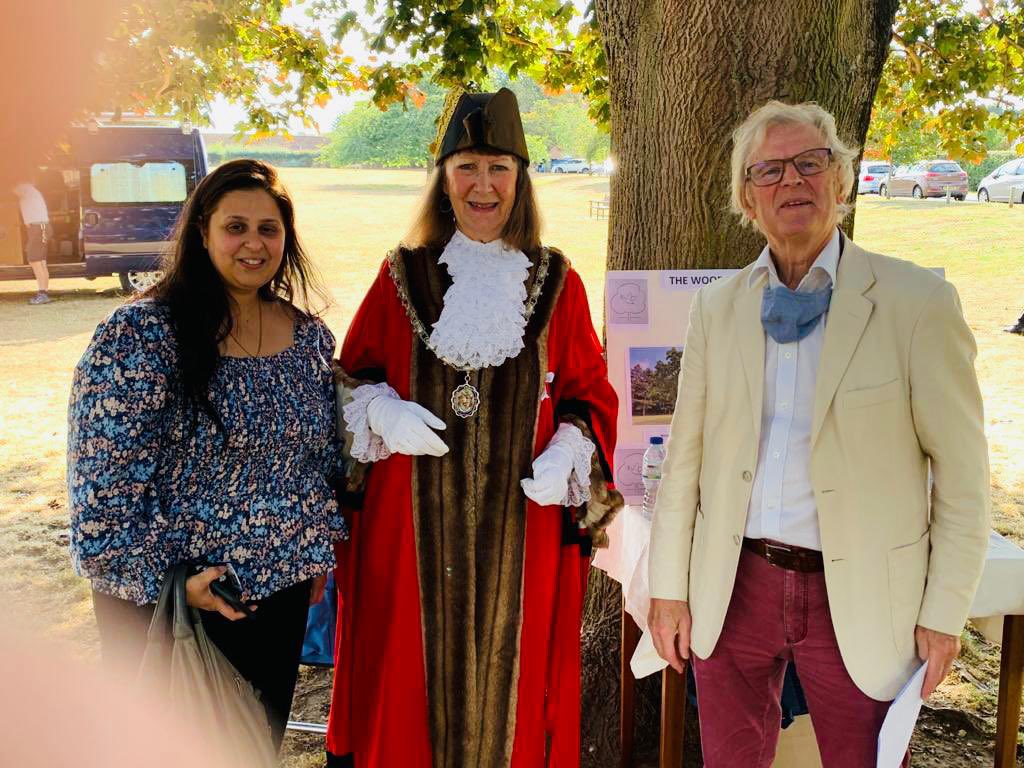 SuffolkEPA's tweet photo. Our SEPA Secretary, Nidhi, met with the Mayor of Ipswich &amp; Mayor of Woodbridge to attend the Mayors Civic Service &amp; the Occasion of Peace Monument Installation. @SuffolkPolice are proud to have been amongst organisation across Suffolk to show our support &amp; what peace means to us. https://t.co/wMRtm1VhII