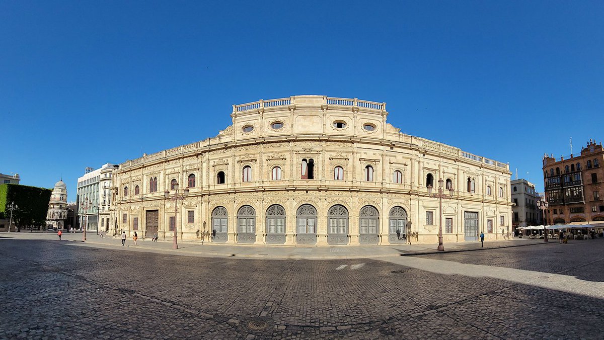 carlos_gotay's tweet photo. Seville City Hall - Ayuntamiento de Sevilla
#sevilla #españa #cityhall #ayuntamiento #seville #spain #city #cityscape #building #architecture #morning #sky #bluesky #panorama #picoftheday #photooftheday #photography #travel #traveldestination #travelphotography #GalaxyS21Ultra https://t.co/SFXZqLXrLn