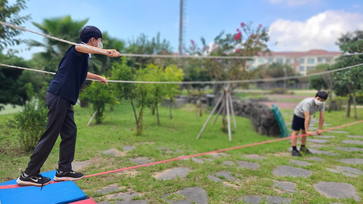 tesolwar's tweet photo. G6 Adventure Day was a real hit! Sidewalk chalk, rock climbing, slacklines, Korean games, scavenger hunt, Tchoukball... G6 will sleep well tonight. #kisj #kisj28 https://t.co/JLgXF19m8Y