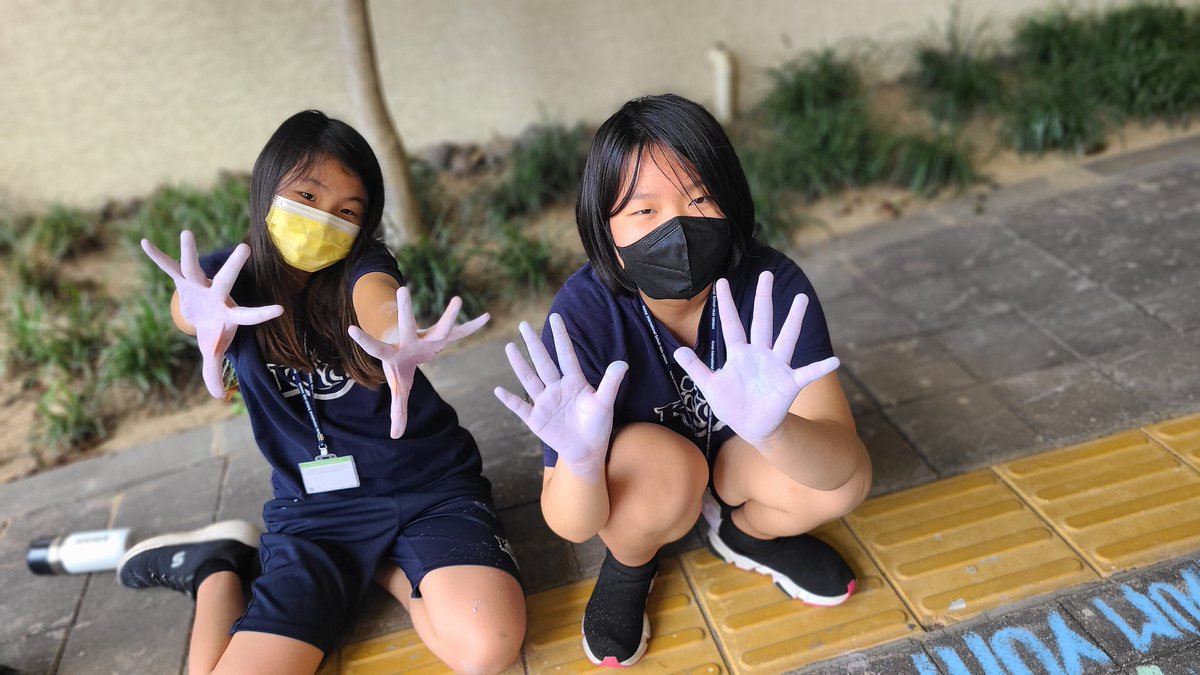 tesolwar's tweet photo. G6 Adventure Day was a real hit! Sidewalk chalk, rock climbing, slacklines, Korean games, scavenger hunt, Tchoukball... G6 will sleep well tonight. #kisj #kisj28 https://t.co/JLgXF19m8Y