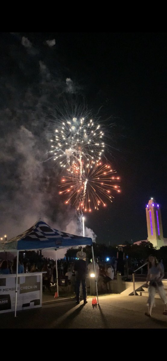 MishonLandry's tweet photo. Amon Carter Museum 60th Birthday Bash Celebration 🎉🍾 🎊 

#amoncartermuseumturns60
#thecarterturns60 #amoncartermuseumofamericanart #amoncarter #amoncartermuseum @theamoncarter https://t.co/ddvoIvHZJj