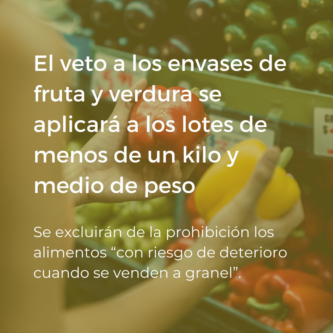 econewstoday_es's tweet photo. La venta de fruta y verdura en plástico queda prohibida en España a partir de 2023.
#frutasyverduras #frutasinplastico #noplastic #zerowaste #ceroresiduos #prohibicion #reciclar #reciclaje #residuos #sinenvases #plasticfree #agranel #compraagranel #contaminacion #ecofriendly #eco https://t.co/FaK50oQ0Zi