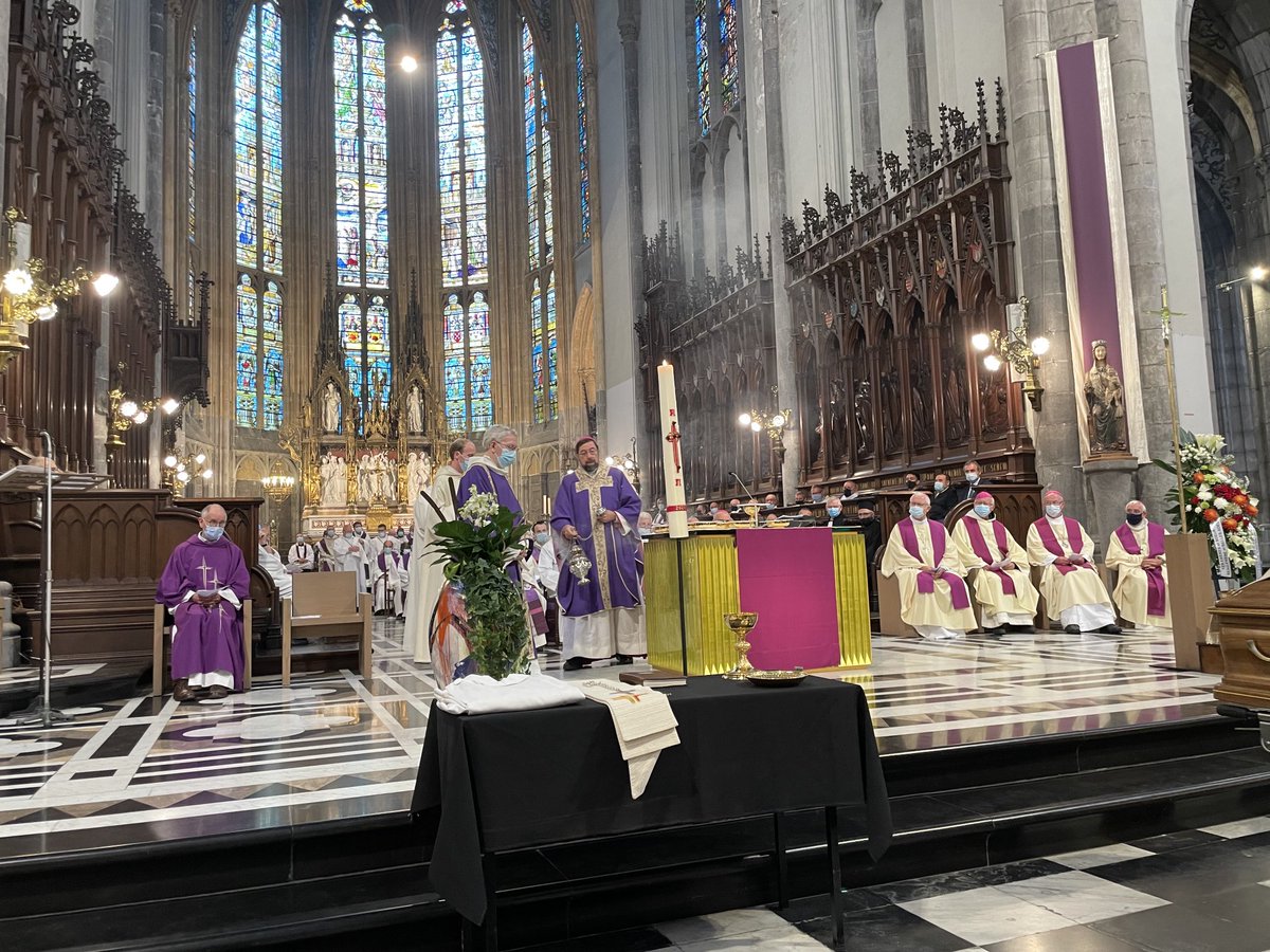 Funérailles de Mgr JOUSTEN