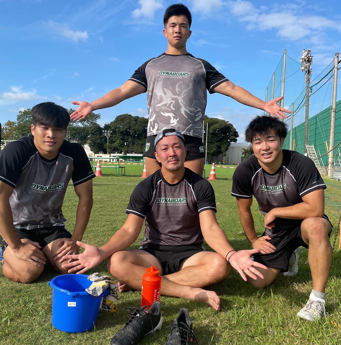 DYNABOARS's tweet photo. プレシーズンスタート🔥🏉

初日からブロンコテストで汗を流しました🔥
nice work!!!!

ダイナメイト、ウリボアーズの皆さんの応援メッセージお待ちしています🐗💚

#ダイナボアーズ
#ラグビー　#rugby https://t.co/p175aRkkEz