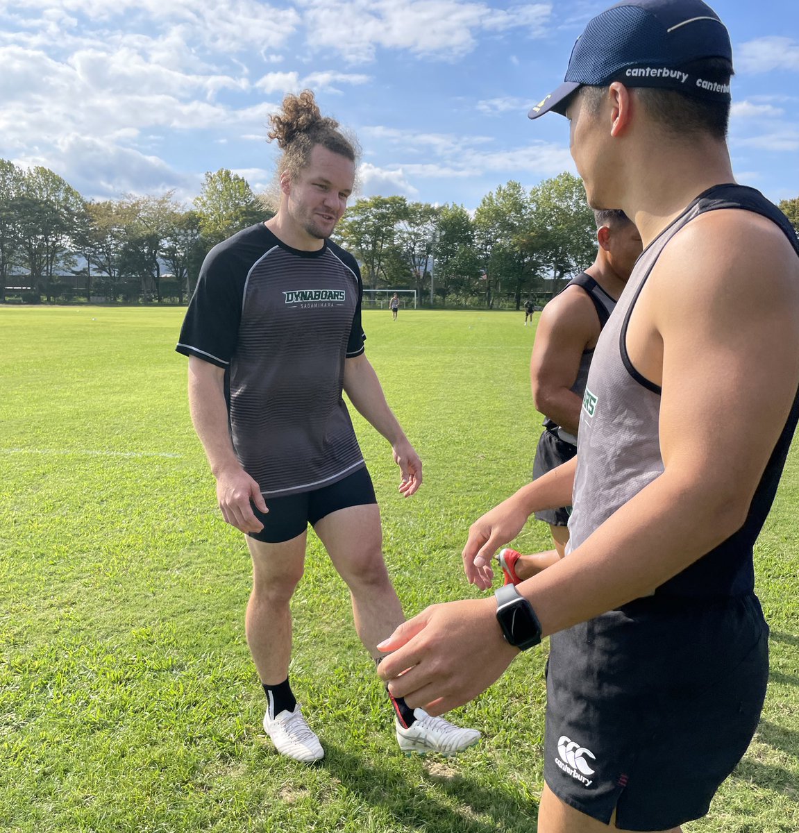DYNABOARS's tweet photo. プレシーズンスタート🔥🏉

初日からブロンコテストで汗を流しました🔥
nice work!!!!

ダイナメイト、ウリボアーズの皆さんの応援メッセージお待ちしています🐗💚

#ダイナボアーズ
#ラグビー　#rugby https://t.co/p175aRkkEz