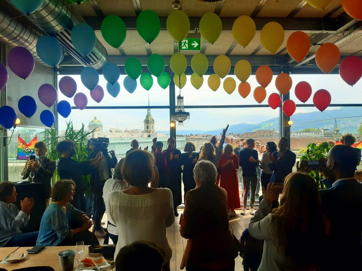 UniLeila's tweet photo. Yesterday, Switzerland legalized same-sex marriage via a referendum (64.1% of Yes) with the support of all Cantons! #Ehefueralle #MariagePourToutesEtTous 

Thanks to all the fantastic people who made this possible! @ehefueralle_JA  @mariage_OUI @operationlibero and many more ... https://t.co/ONS2L7acFU