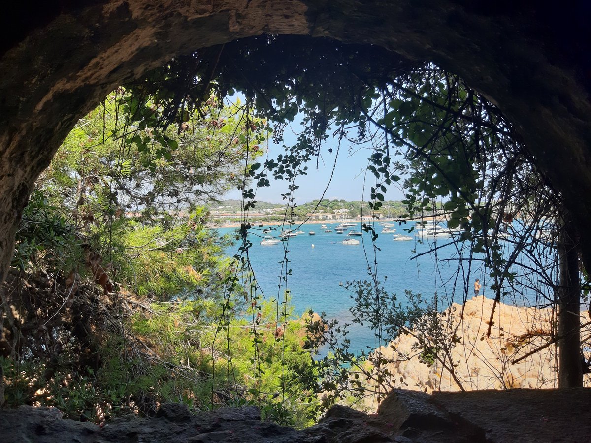 Gerhardss's tweet photo. #Catalunya #CostaBrava #SAgaró #SantFeliu #Mediterrani #Girona #sunnydays #bathings #SantPol #summertime #color #remember https://t.co/B6FDeecBVY