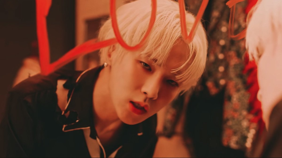 shineebananas's tweet photo. I'M OBSESSED 

#기범이는배드럽_우리는트루럽
 #BADLOVE_KEYLOVE https://t.co/MKdjozjPBV