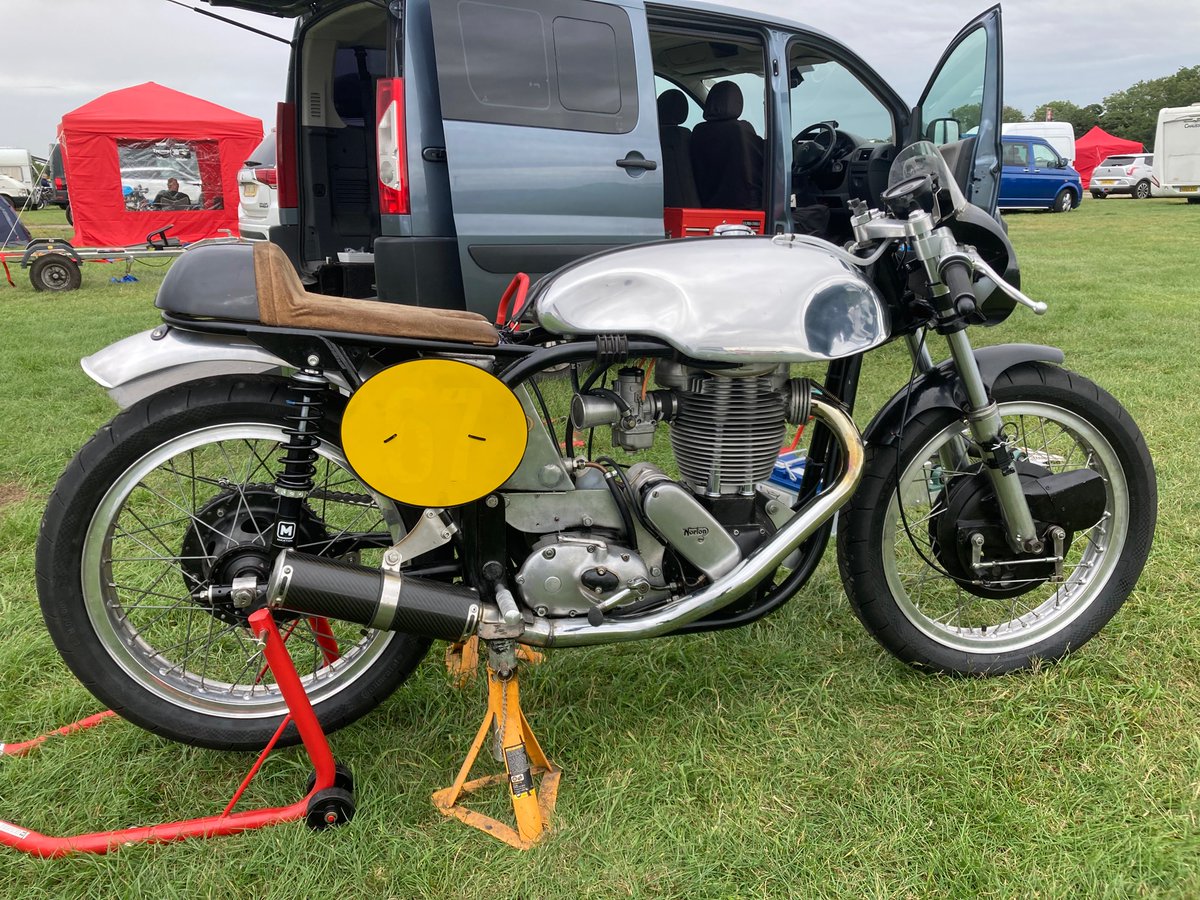 SbSteveb160's tweet image. I’ve got this Manx framed Norton es2 racer that I’ve used at a couple of tracks this year. It came from A guy in Denmark called Vanni Jenson. Has anyone ever heard of him or the bike which raced successfully there? Cheers
