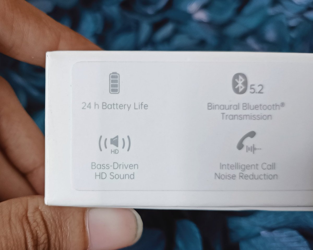 spreadingsmilee's tweet photo. #OPPOEncoBuds intelligent call noise cancellation.  Your calls, crystal clear 
With DNN model- based smart  algorithm, your voice will be extracted precisely from surrounding noise during calls. 
You will be able to appreciate your favourite people's voices. #bestinclassearbuds https://t.co/difsQjyJA3