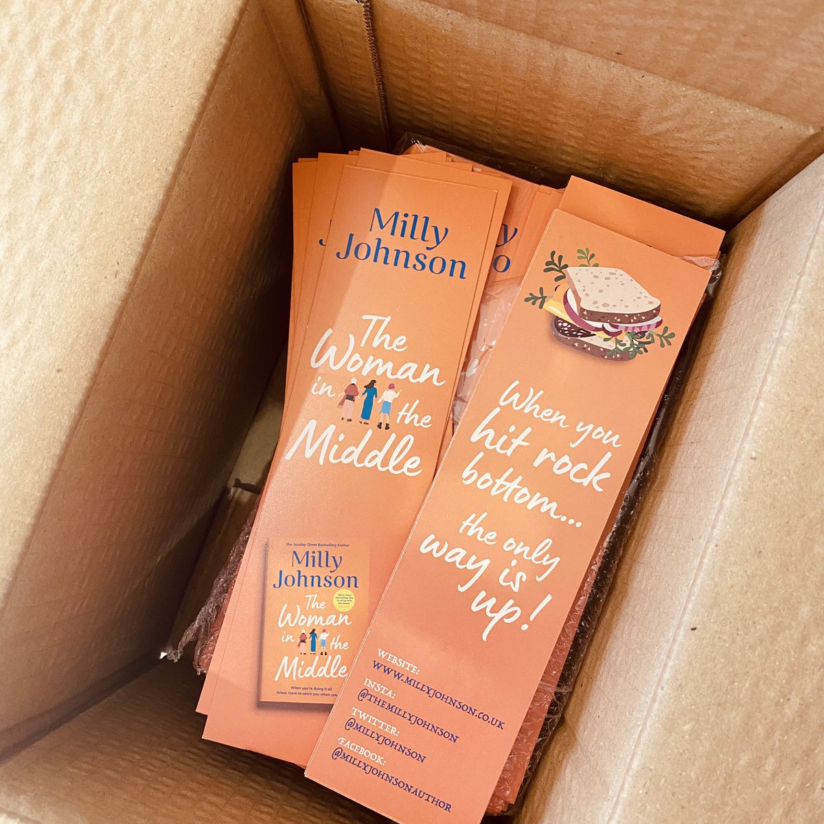 millyjohnson's tweet photo. The bookmarks have landed!! Thank you @blinkpreston - info on my website how you can get one to match my shiny new book out Oct 14 - #womaninthemiddle https://t.co/R6wiQrA3hD https://t.co/6PXLEUerh4
