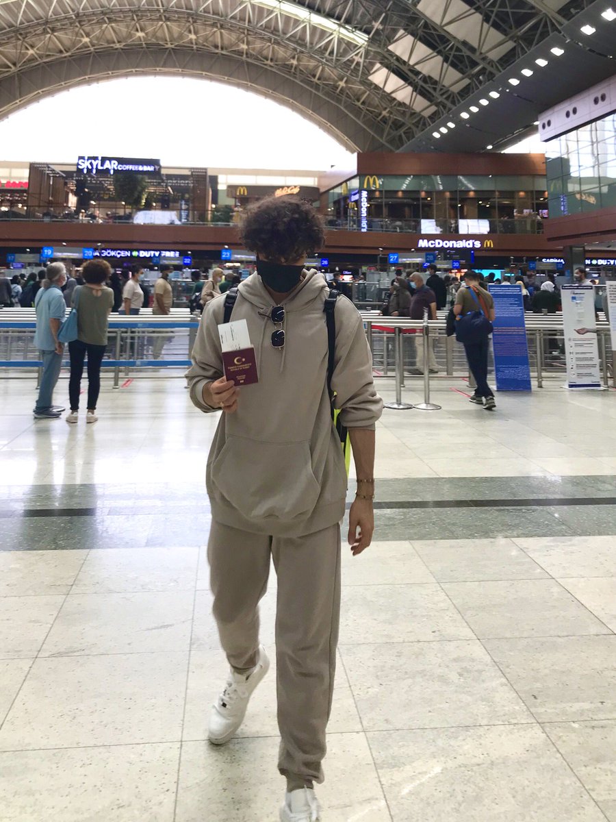Turkiye bir baby boy kaybetti italya bir hukukcu kazandi byee