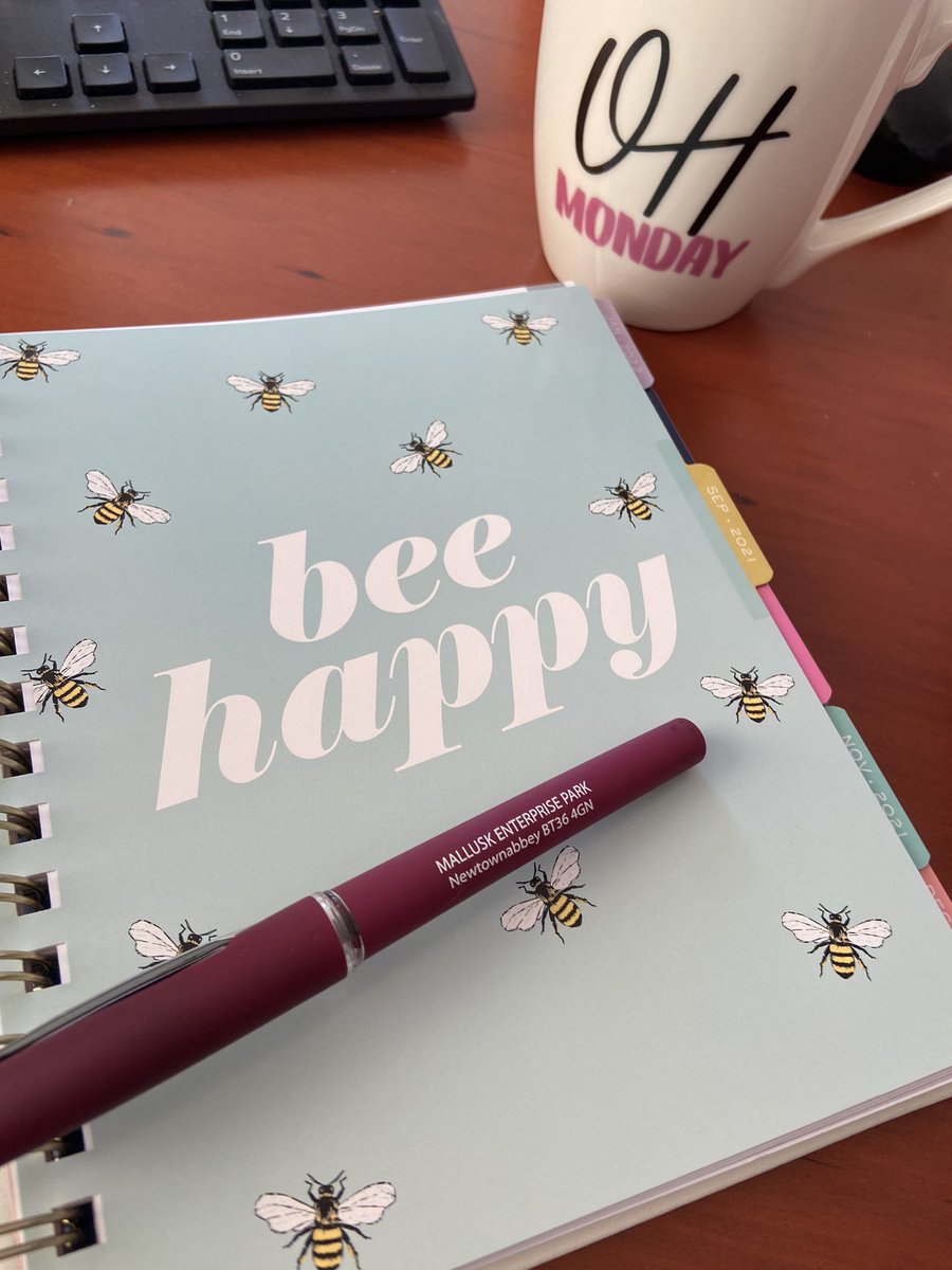 MalluskInfo's tweet photo. #OhMonday choose to #BeeHappy
#NewWeekNewGoals @MalluskInfo https://t.co/saKBAUr2WB