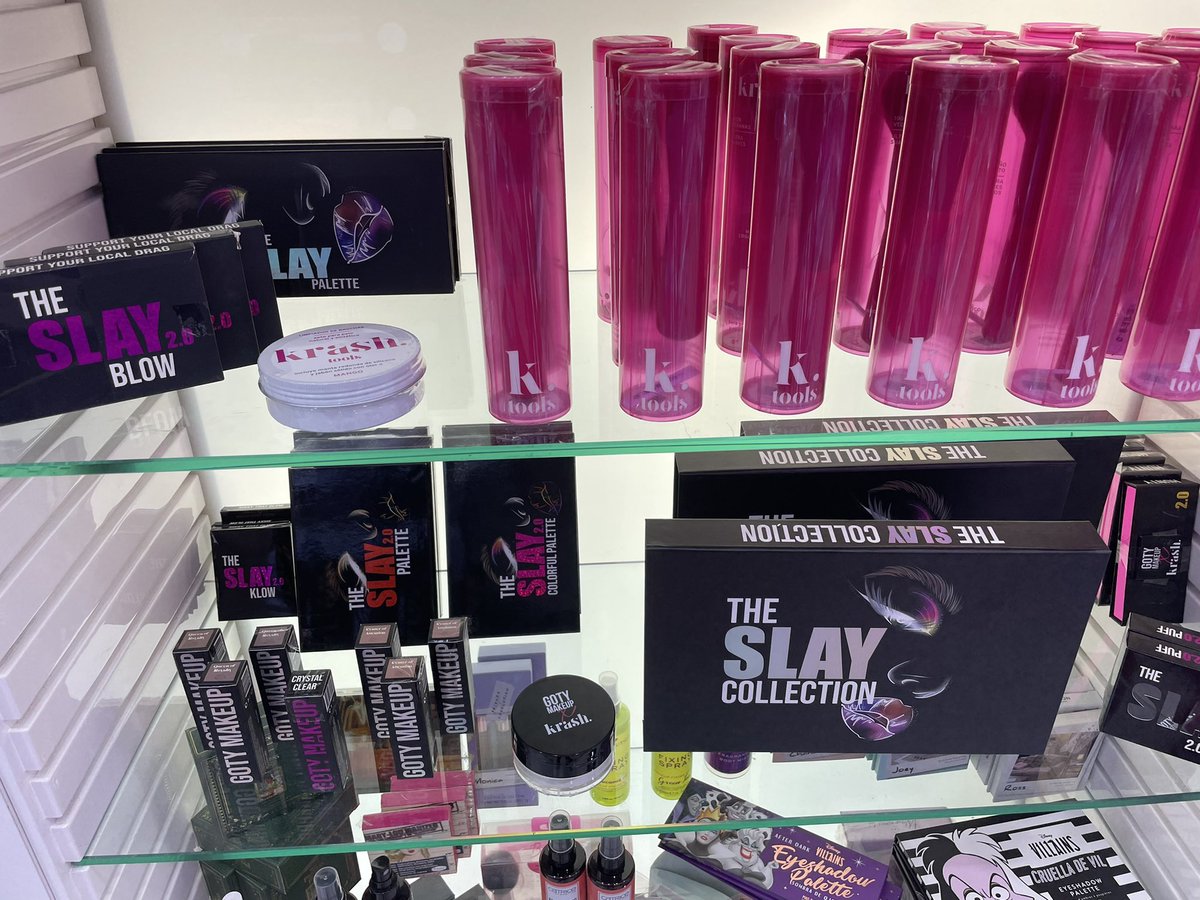 makeup6beauty's tweet photo. En #primor de la maquinista de Barcelona @krashkosmetics no había stand de #krashtools pero si había algunas brochas y un limpiador #krashkosmetics #brushes #pprimor https://t.co/cxqHVB1cME