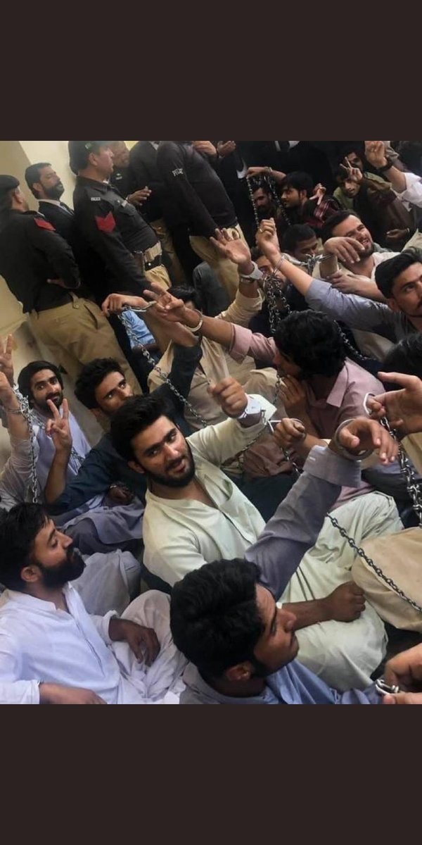 RidaButt120706's tweet image. اس جعلی حکومت کا اصل چہرہ.

#WeRejectPmcMdcatTest2021