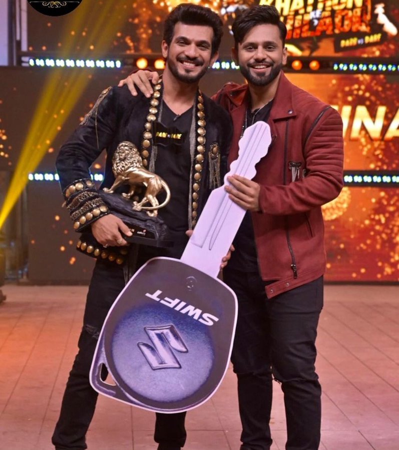 Sonukum56946826's tweet photo. Khatron ka bijli... 🕺@thearjunbijlani
Well played champ... Jeet mubarak ho.... ❤

#ArjunBijlani 
#KKK11Finale 
#KhatronKeKhiladi11 https://t.co/bjcQ5BQ5KH