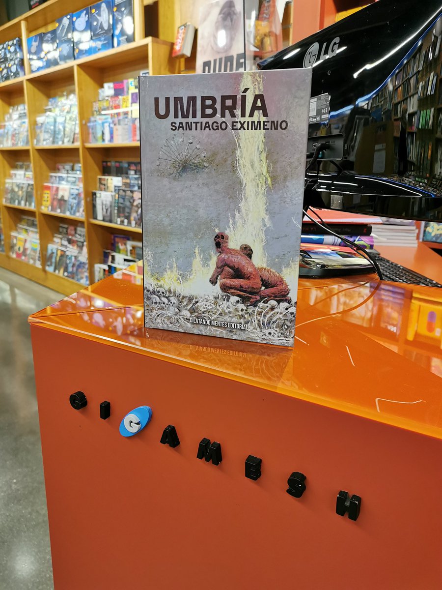 GigameshTienda's tweet photo. Empezamos la semana con 2 novedades de @dilatandomentes:

🔥 #Umbría, de @SantiagoEximeno 

🏚 ‘Regreso al #Preventorio, de @CarlosSamperr

https://t.co/PPIaLbLEND https://t.co/L5vWhI06SR