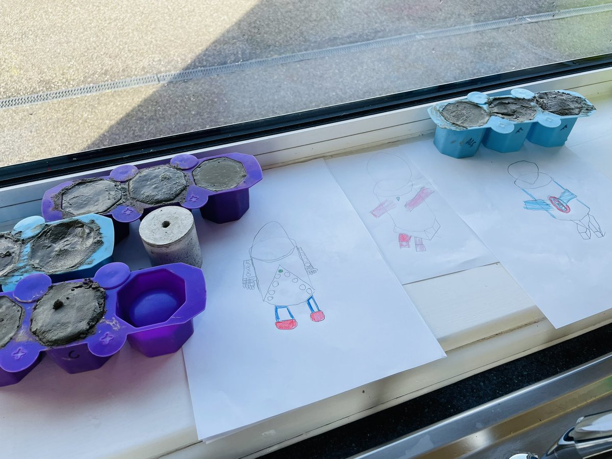 heppdt's tweet photo. Y3 Dynamic Designers also had enough time to start designing their Iron Man night light characters… @church_prim #designing #3d #designingwithpurpose #primarydt https://t.co/T648WAwJia