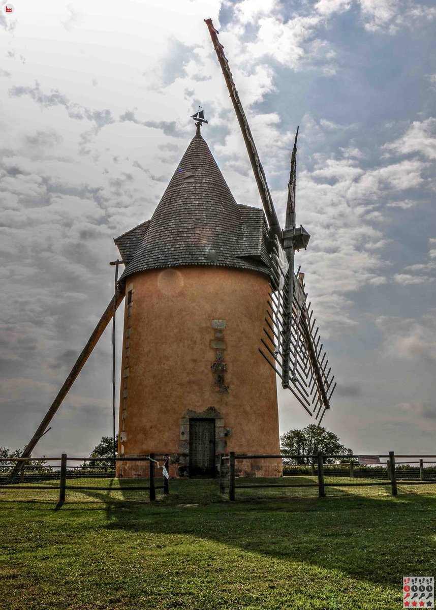 meconnu_fr's tweet photo. ◖ #PATRIMOINE du #JOUR https://t.co/Fj0u25Ijbu #LANSAC #GIRONDE #NOUVELLEAQUITAINE #MECONNUFR  ◗ https://t.co/4Zzv7X0Unq