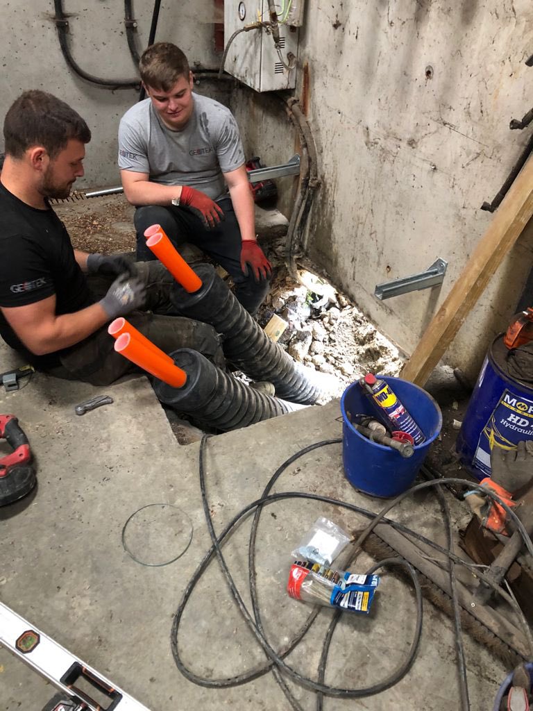 GeotekAgri's tweet photo. A few more pictures from Meifod, Powys 📸
Excellent work by the Agri team as usual. 👏👏👏
Need a quote for pre-insulated❓
☎️ 0161 406 9967
✉️ sales@geotekagri.com
💻 https://t.co/BjMN58FjTD
REHAU #rauvitherm #geotek
#preinsulated https://t.co/AGBygaemRY