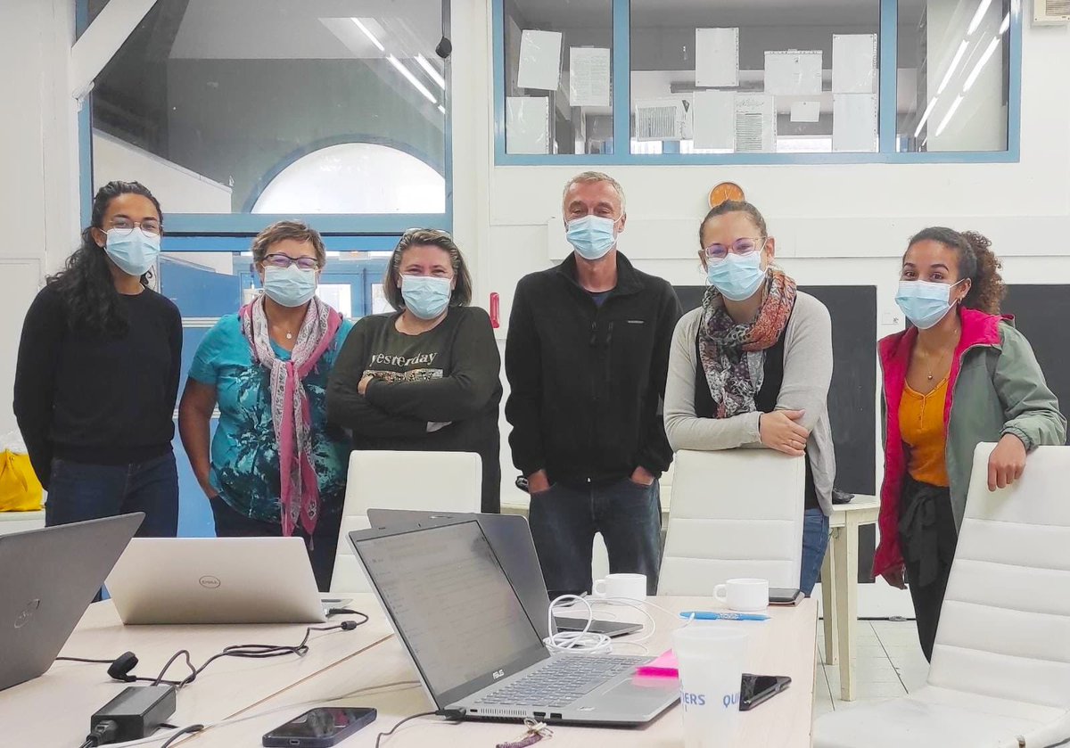 Vivons_en_Forme's tweet photo. #Linvinglab Aujourd'hui, nous testons la plateforme #InterregASPIRE au Centre Social de Wimereux. 💻🏘
Les participants nous ont fait part de leurs remarques : les points + et les aspects à changer. Ils ont hâte que la plateforme soit en ligne ! ⏳@StephaneSibalo @InterregASPIRE https://t.co/LahJYoPWCn