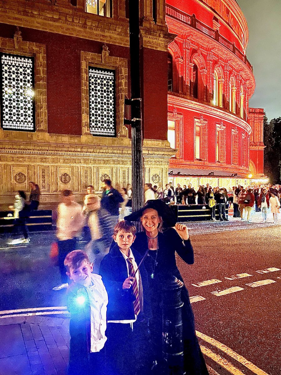 Any greater excitement for two young boys than seeing their favourite <a href="/HarryPotterFilm/">Harry Potter</a> on a huge screen AND watching a live orchestra @rpoonline ♥️📎🎺🎻🥁at an amazing venue? #harrypotterinconcert Thank you Thank you <a href="/DawnHardwick/">Dawn Hardwick</a>
