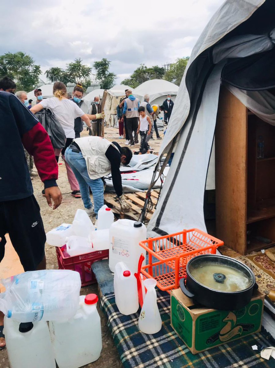 parwana_amiri's tweet photo. In #EleionasCamp the authorities asked the People under tents to camp out of the camp and will be in containers, but they put 2,3 families in one container.
“How can we live in such small place ?” Says one of the residents.
#ChangeSystemEu https://t.co/0x4yW61dsh