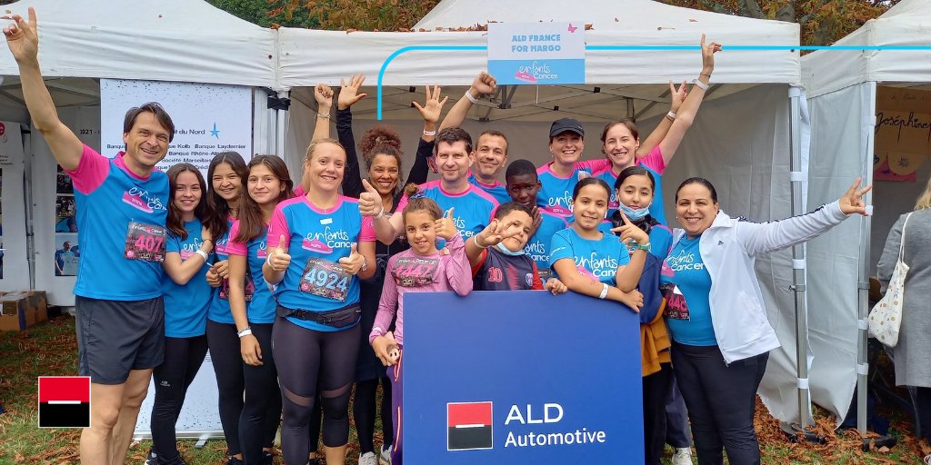 AyvensFrance's tweet photo. 🎗 Bravo à @ImagineforMargo pour l’organisation de la 10e édition de la course solidaire « Enfants sans Cancer » 🏃 !
Nous sommes très fiers d’y avoir participé à nouveau en tant que partenaire ❤️
#MobilitéSolidaire #Enfantssanscancer #RTPI https://t.co/Kj7YYFj0GO