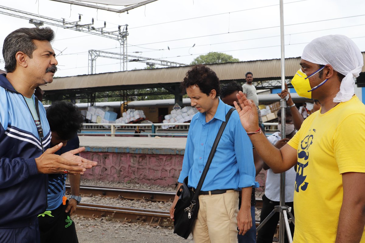 MiracleLens's tweet photo. Behind the scenes from our work for Western Railway!

Thank you to the entire teamfor putting their best effort into the film!

Please watch the entire film here if you have still not watched it: https://t.co/XrRynEhKkE 

#PublicServiceMessage #westernrailway #production #adfilm https://t.co/ycPseSEl0z