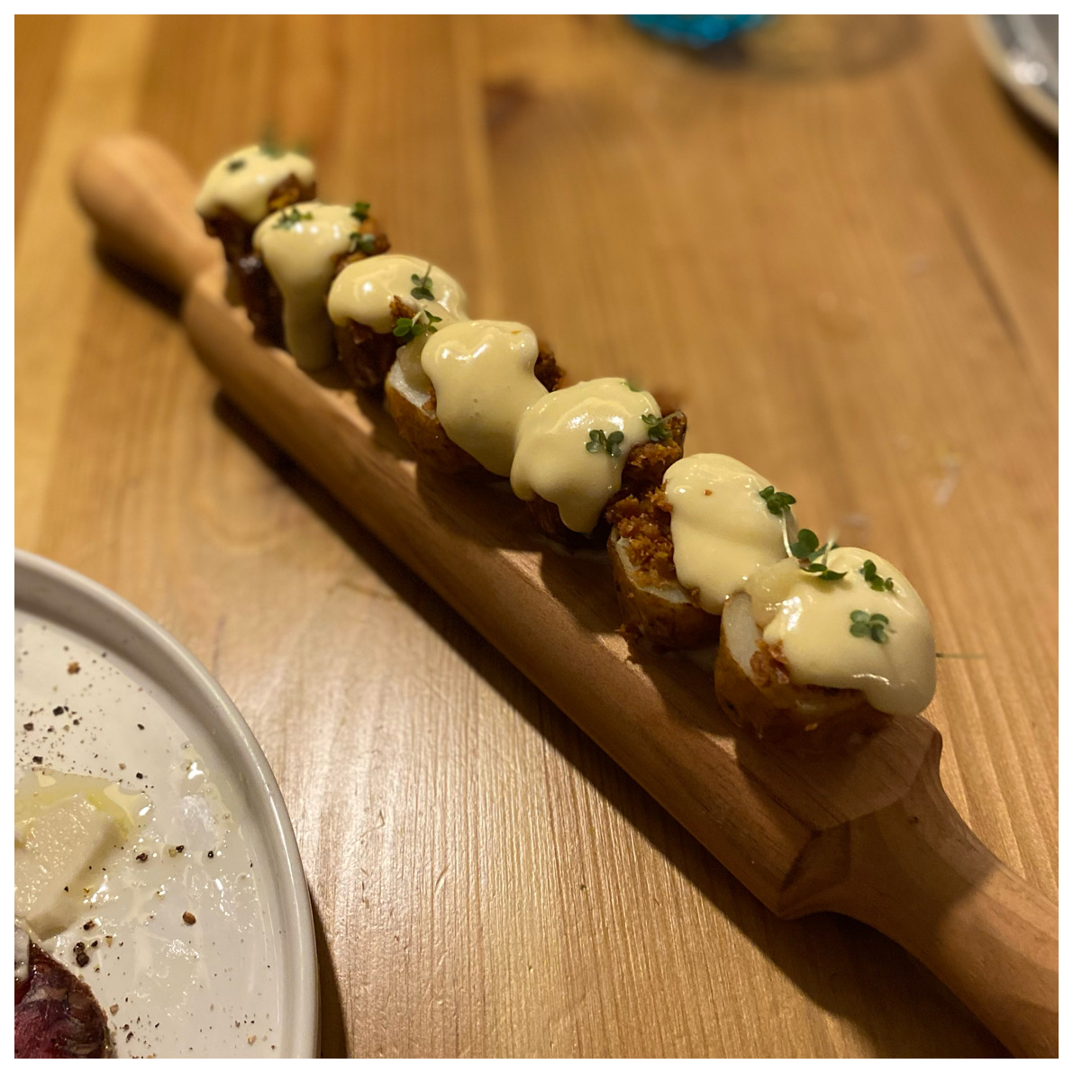 theGFSuitcase's tweet photo. Made it to #MyFuckingRestaurant in #Barcelona over the weekend for 100% #glutenfree tapas and boy oh boy was it a dream! Ossobuco croquetas, chicken fried patatas bravas and so much more! https://t.co/rVkHF5MO29