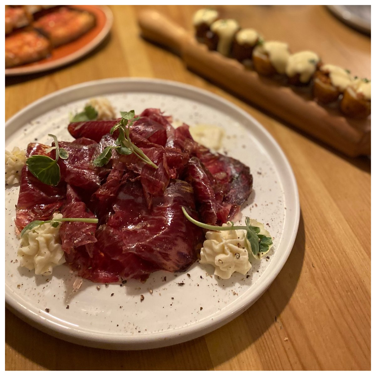 theGFSuitcase's tweet photo. Made it to #MyFuckingRestaurant in #Barcelona over the weekend for 100% #glutenfree tapas and boy oh boy was it a dream! Ossobuco croquetas, chicken fried patatas bravas and so much more! https://t.co/rVkHF5MO29