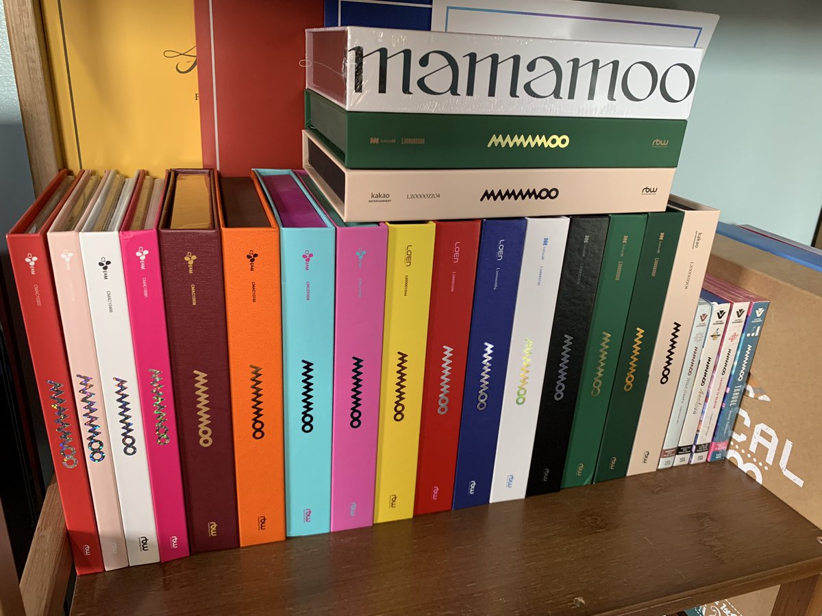 yunisibet's tweet photo. Melting and Memory arrived!!! Thanks @rav_kshopph!! Sila na lang yung missing para macomplete ko yung group albums ๐ญ๐ญ๐ญ Very very accommodating shop pero budol is real ๐คฃ
My 2021 achievement lolz started collecting last January and now we are here.. ๐ธ๐ธ https://t.co/xM00UokvNq