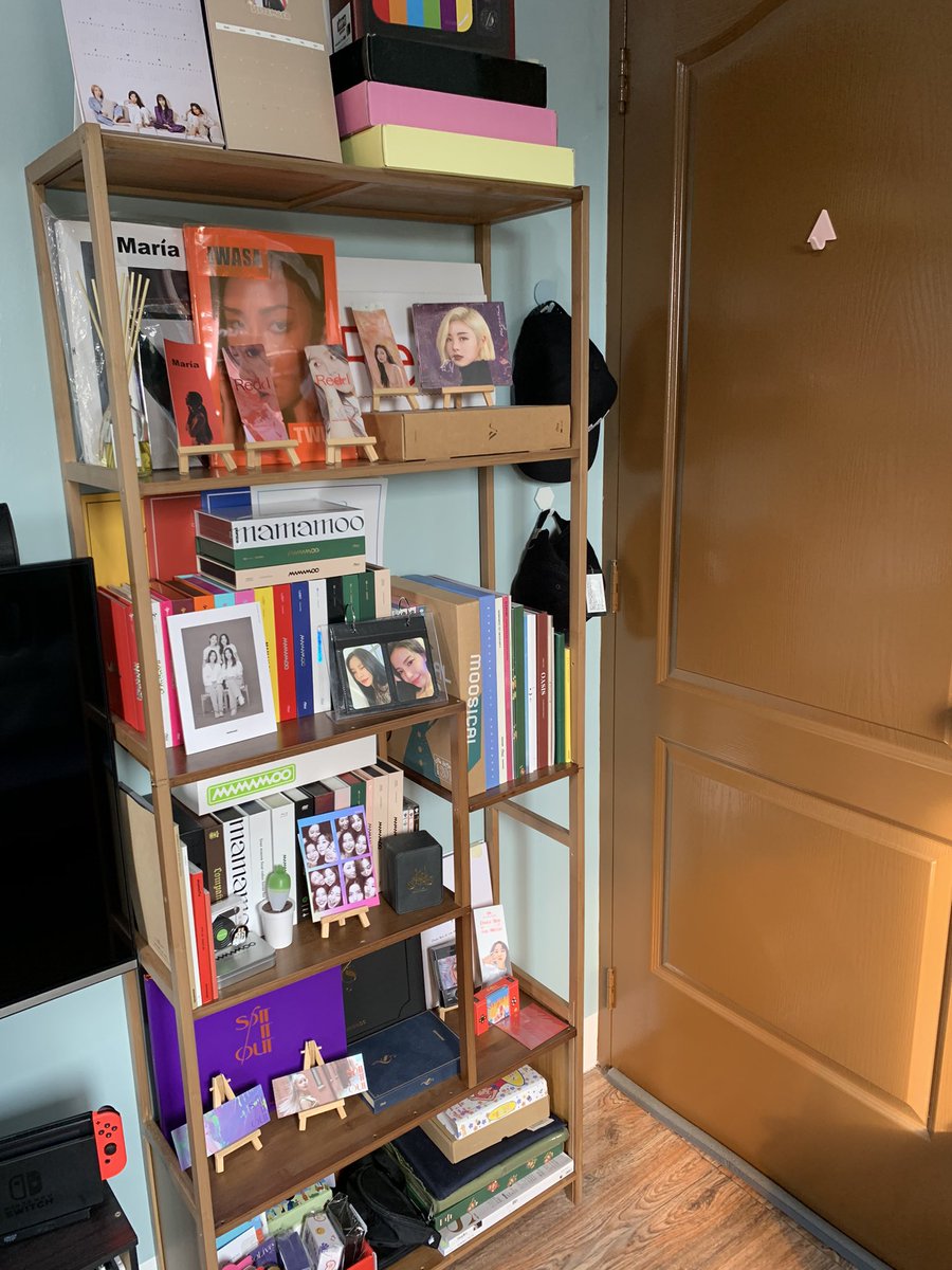yunisibet's tweet photo. Melting and Memory arrived!!! Thanks @rav_kshopph!! Sila na lang yung missing para macomplete ko yung group albums ๐ญ๐ญ๐ญ Very very accommodating shop pero budol is real ๐คฃ
My 2021 achievement lolz started collecting last January and now we are here.. ๐ธ๐ธ https://t.co/xM00UokvNq