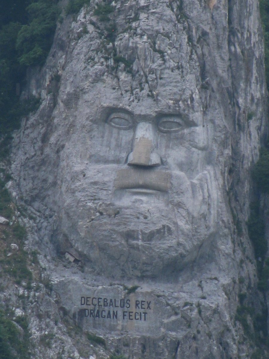 SeimenBurum's tweet photo. After passing the Statue of #Decebalus at the side of the #Danube and rounding a last corner arrived at the #IronGate at Drobeta-Turnu Severin on the Romanian side of the river @lopcute
#travel
#travelphotography
📷 14 May 2010 #Drobeta #TurnuSeverin #Romania https://t.co/ZljWr59Z8z