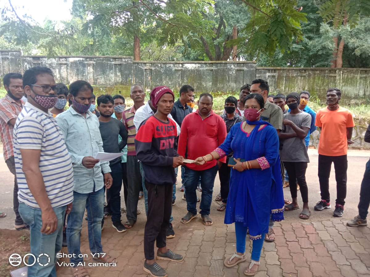 Compensation of Rs.15000/- from the Red Cross being provided to the next of kin of the deceased person who was killed in a road accident that took place in kharaguda village, Semliguda Tahsil