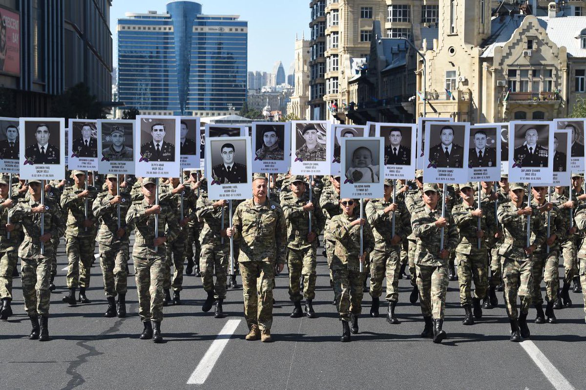 fismailzade's tweet photo. We remember our fallen heroes. Our heroes, which returned our lands after 30 years of occupation https://t.co/cMz5HPNiBT