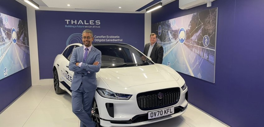 EconomyCymru's tweet photo. Work is under way on a project to spearhead Wales’ electric and autonomous vehicle efforts in the heart of Tech Valleys. 

Economy Minister @vaughangething visited @ThalesNDEC in Ebbw Vale to hear about the ResilientWorks initiative. 

@thalesgroup 
👇 
https://t.co/9RMc9xXSZK https://t.co/NieNf1ysBv