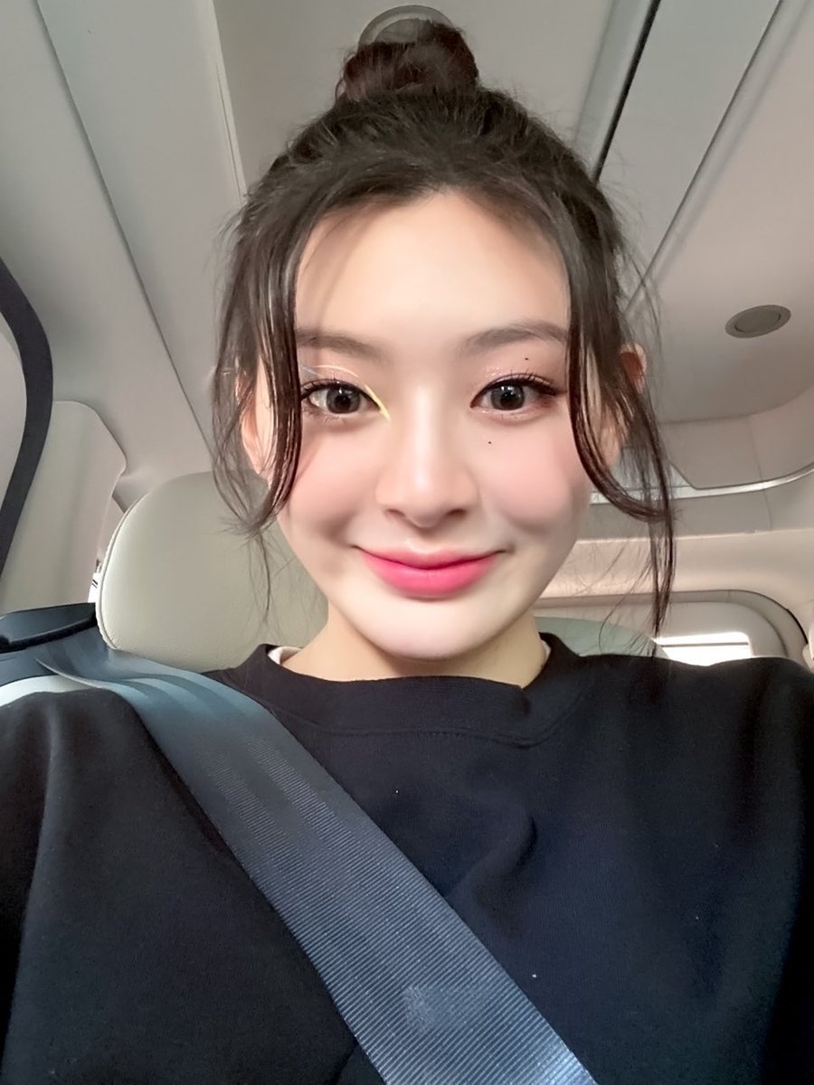 she's the prettiest ever