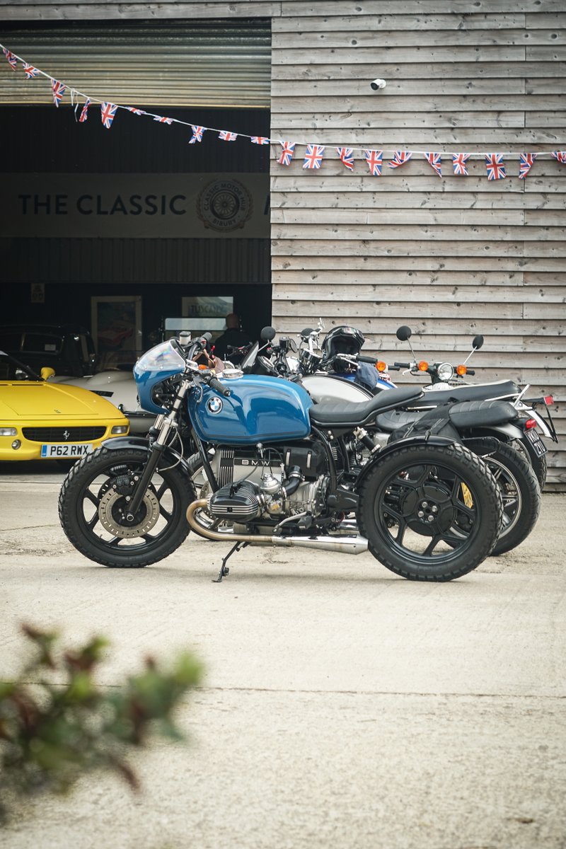 dicklovett's tweet photo. Few of #TEAMDLM attended the @ClassicMotorHub #RideItDay on Saturday! So great to see such a variety of bikes on display, along with some famous faces. Our BMW R 18 also caused a bit of a stir! https://t.co/v48VIp9E51
