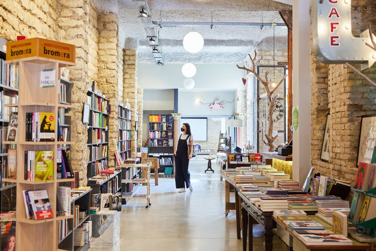 Alicante_City's tweet photo. En #Alicante, comercio local para que vivas la moda #ATuManera 
https://t.co/uUSqyveVBc
Feliz viernes;)
#Alicanteatumanera
#Alicantecity
#Alicantecomerciolocal 
#tiendaslocales 
#comprasAlicante https://t.co/A4cjZdC8UA