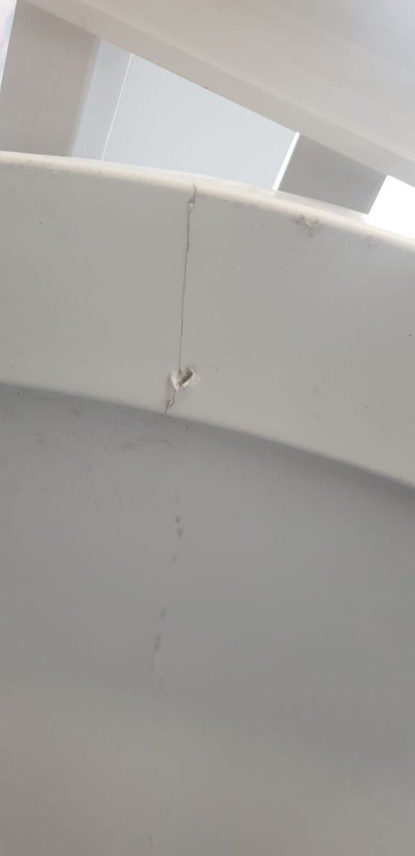 gracegracekelly's tweet photo. Wow @Victorianplumb??? Is this a joke?? 2nd shower tray paid for as was told the first one wasn’t fitted correctly so that was our fault. And this was opened today by my bathroom fitter!!! 3 weeks without a shower!!! 😡 https://t.co/DT2K1L2ClP